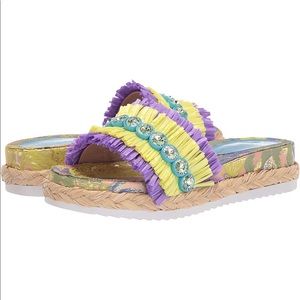 NWOB Betsey Johnson Tera Sandals